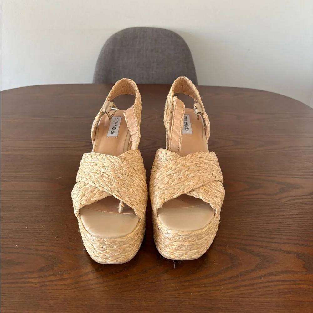 Steve Madden Beige Woven Platform Sandals